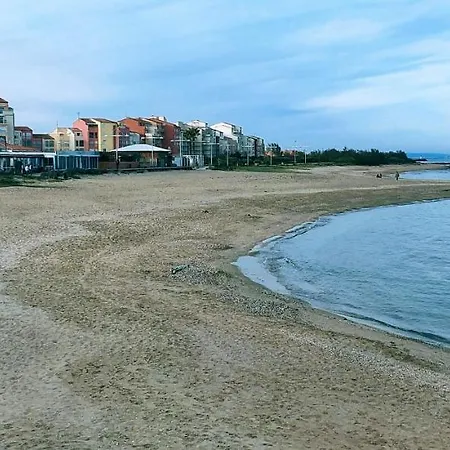 Sentosa Bord De Du Mole * Agde